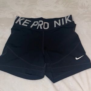 Black Nike Pros